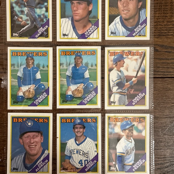 Don Russ Baseball Cards. - Picture 6 of 7